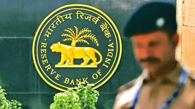 RBI’s record dividend of Rs 2.1 lakh crore to govt can help trim deficit